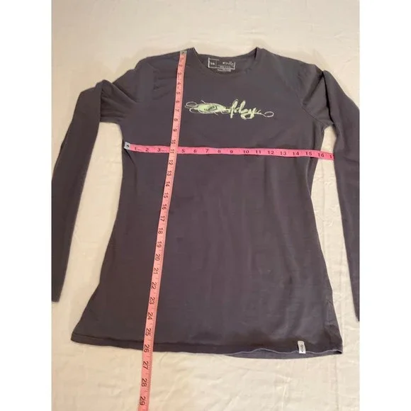 Women's Large Long Sleeve Oakley Shirt - Picture 5 of 6